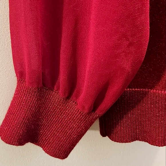 DKNY Size M Red Sweater, Lurex, Semi-sheer sleeves, Crew-neck, Cuff-style wrist - Picture 4 of 8